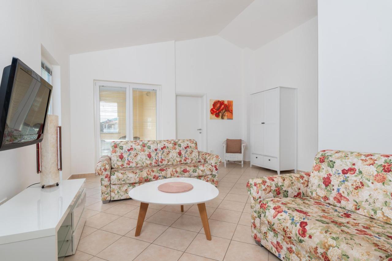 Apartment Panoramica - Ravni Labin  Ngoại thất bức ảnh
